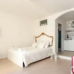 Cosy *