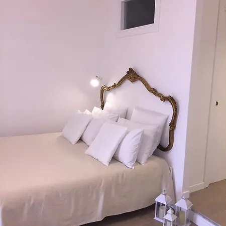 Cosy Naples