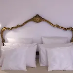 Cosy *
