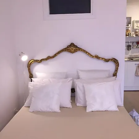 Cosy * نابولي