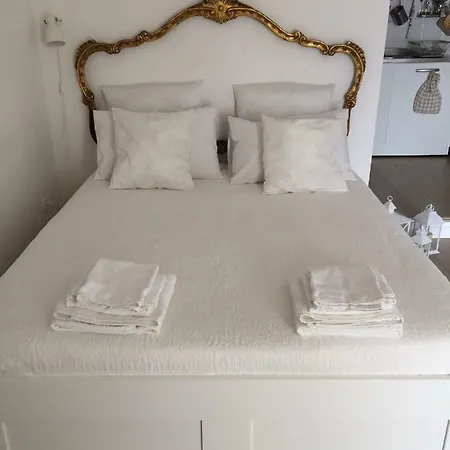 Cosy * نابولي